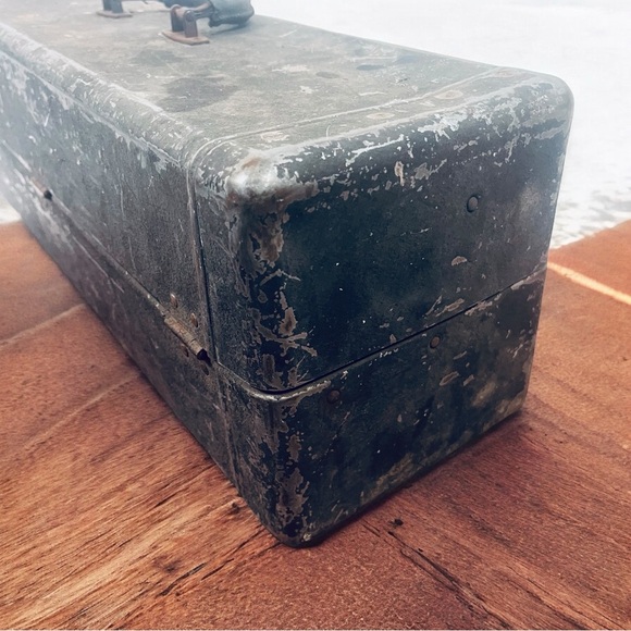 Vintage Metal Tackle & Tool Box – 22" Long – Classic Fishing Gear Organizer - Picture 9 of 12